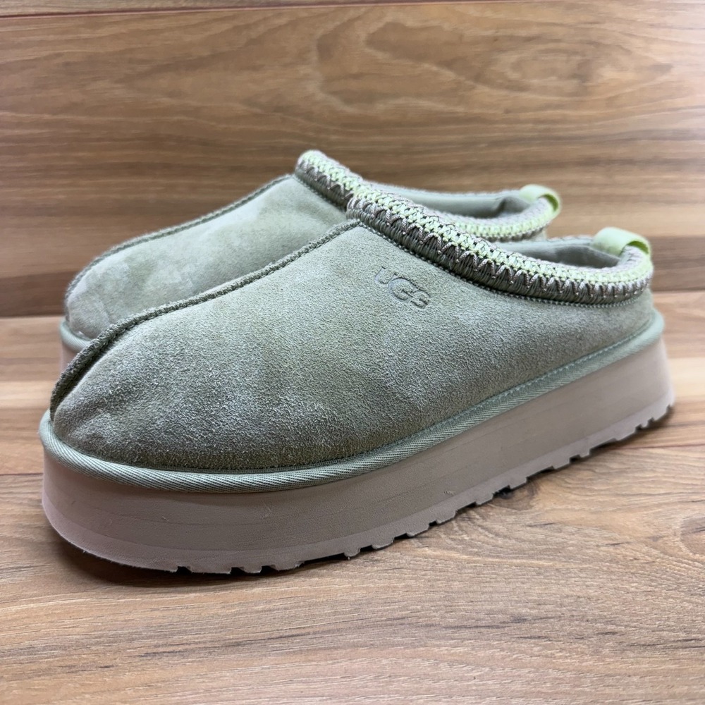 UGG Tazz Platform Slippers Womens 11 Light Green Suede Sherpa Shearling Tasman